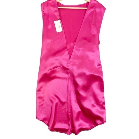 NONchalant Danette Satin Sleeveless Mini Dress Size Medium - Picture 7 of 11